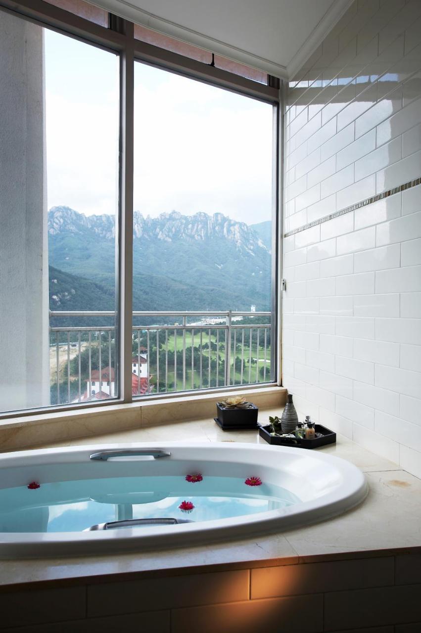 Seorak I-Park Condo Sokcho Exteriör bild